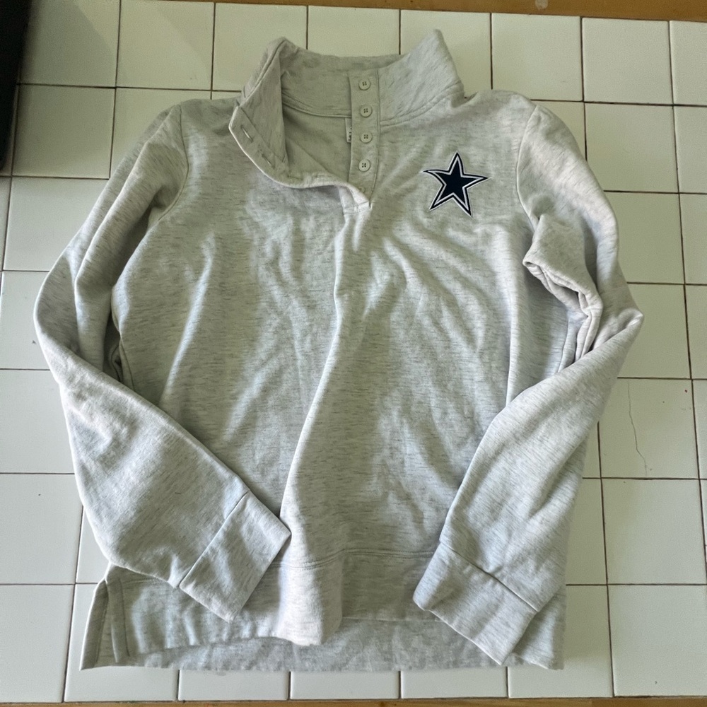 Cowboys Quarter Zip women’s size Medium